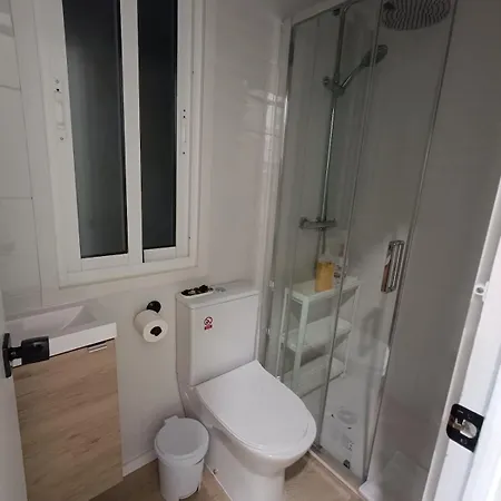 Céntrico Con Terraza Appartamento *